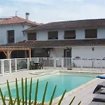 Hotel Au Feu De Bois