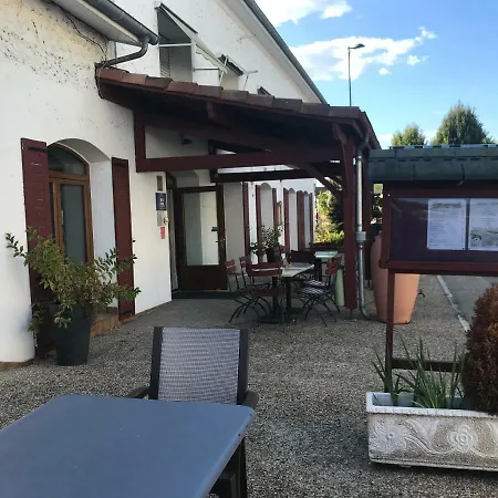 Au Feu De Bois 2* Amou