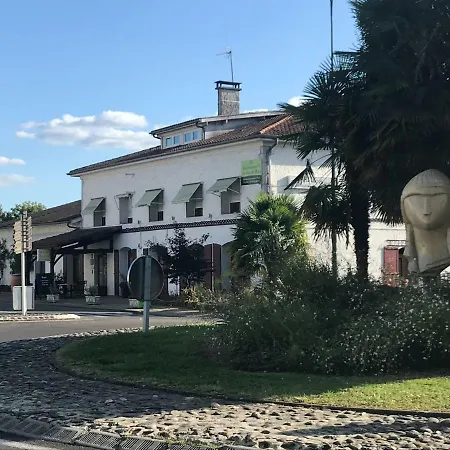 Au Feu De Bois Ξενοδοχείο