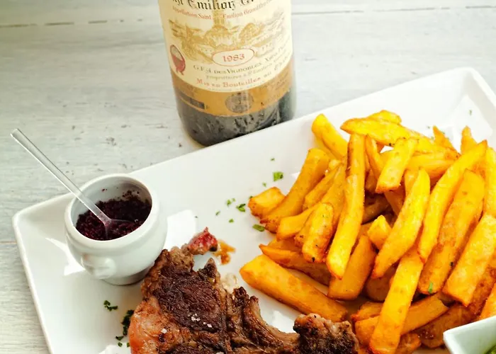 Отель Au Feu De Bois 2*