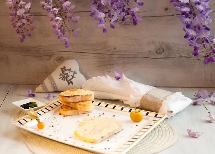 Au Feu De Bois Отель