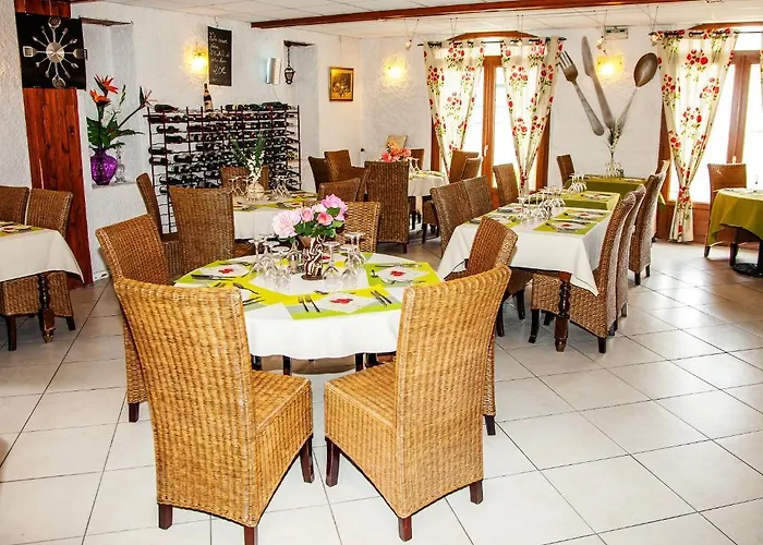 Au Feu De Bois Hotel Amou